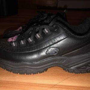 Women’s work shoes size 5.5